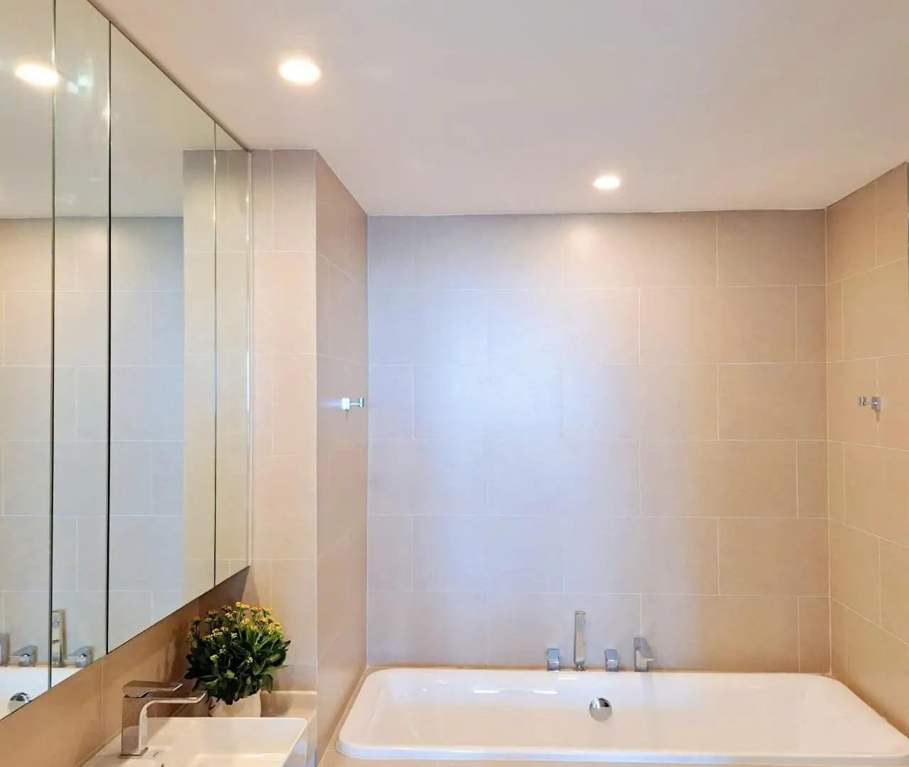 Luxury Apartment Sea View- May The Song Vung Tau