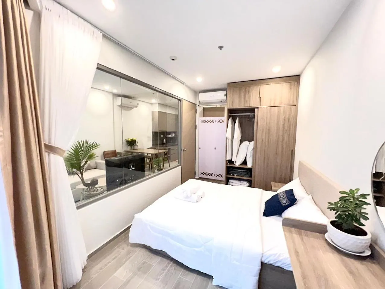 Luxury Apartment Sea View- May The Song Vung Tau